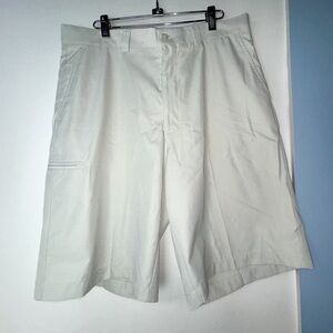 Champions Tour Men's Classic Cream/White‎ Golf Shorts 34